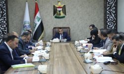 وزارة العمل تدرسُ مقترحا لإطلاق تطبيق "قنينة"